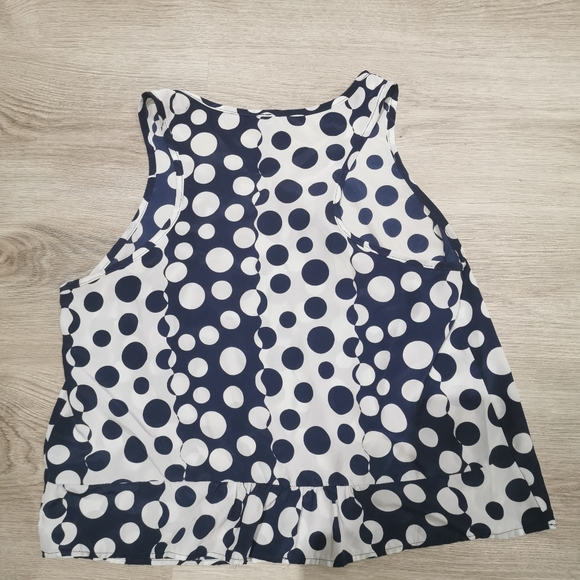 Final touch sleeveless polka dots top - Picture 2 of 6